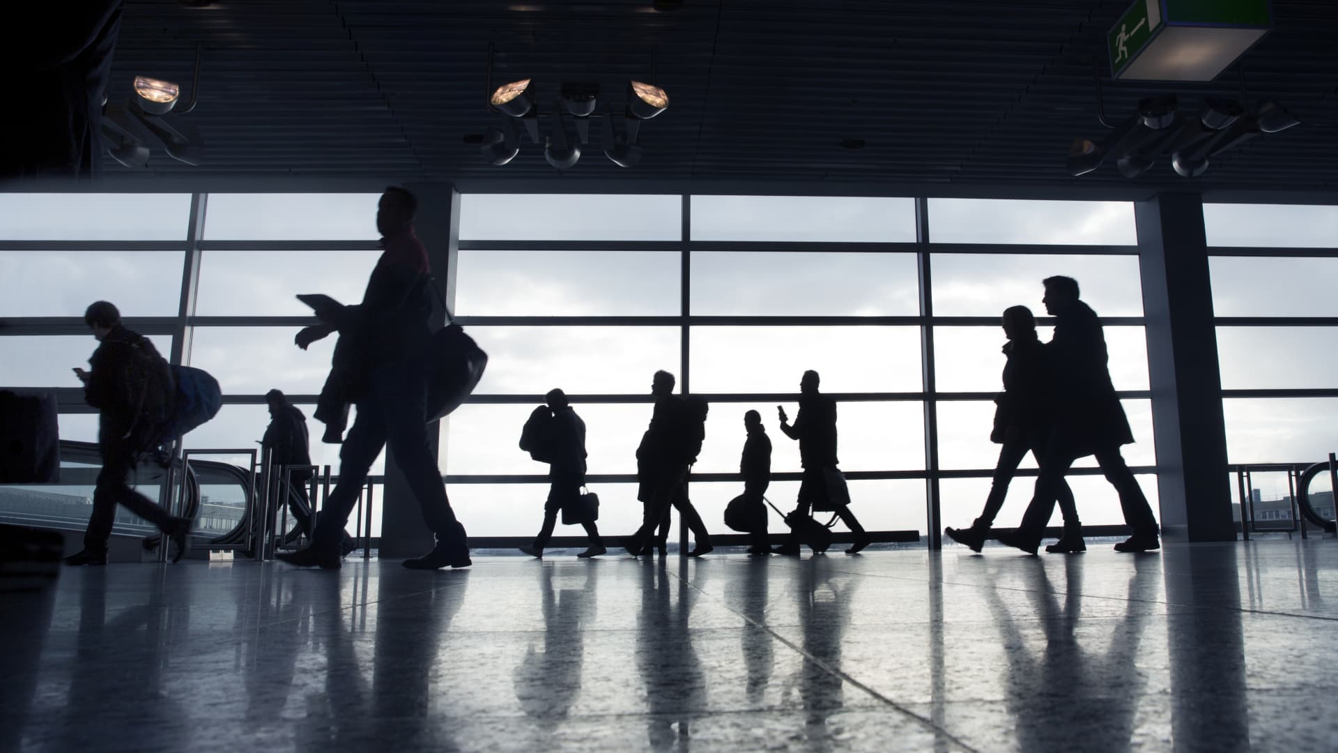 Leisure travel to the U.S. is down, but business bookings are up
